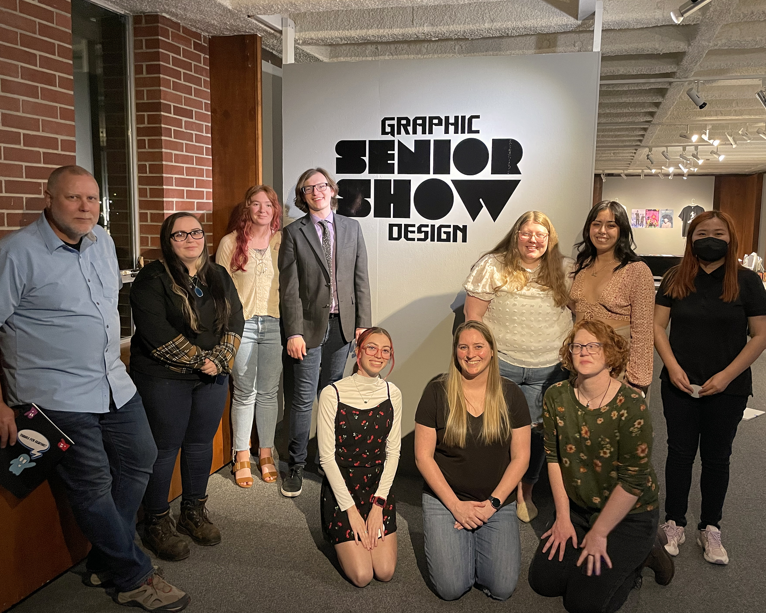 senior show group photo